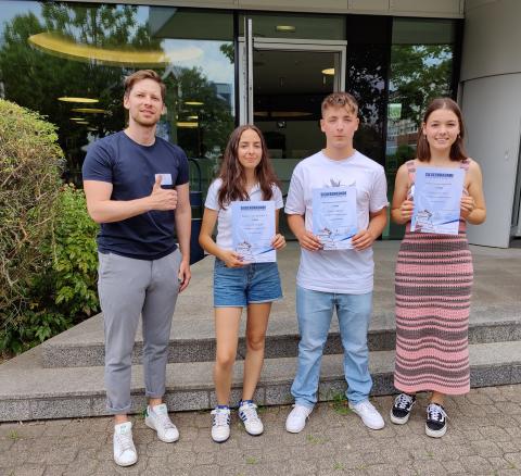 Hr. Wanzek, Lara Rodriguez, Jonas Hütter und Natascha Kanz